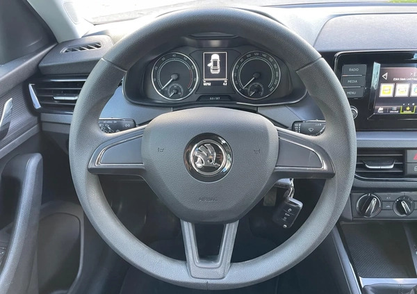 Skoda Kamiq cena 55899 przebieg: 60000, rok produkcji 2019 z Biała małe 326